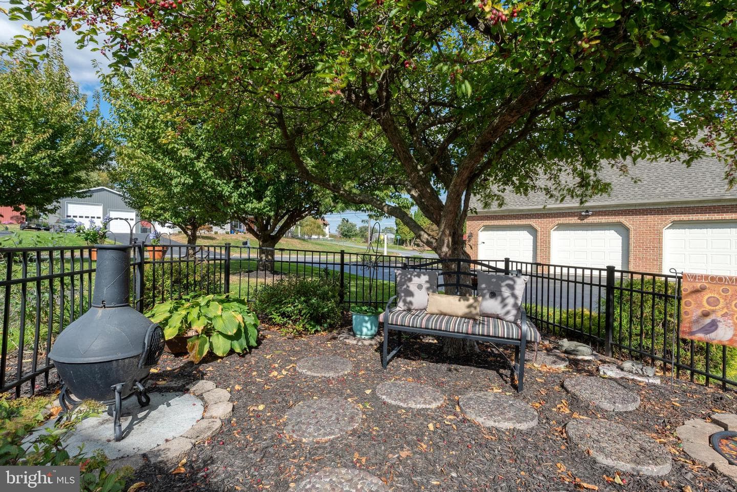 5 Village Dr photo 47