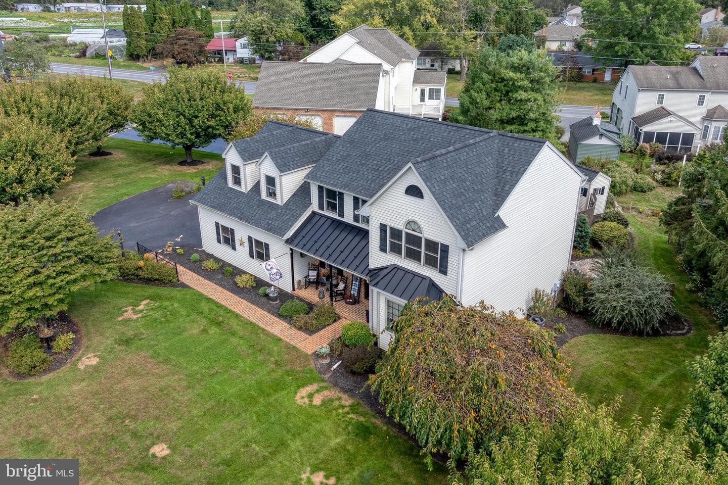 5 Village Dr photo 59