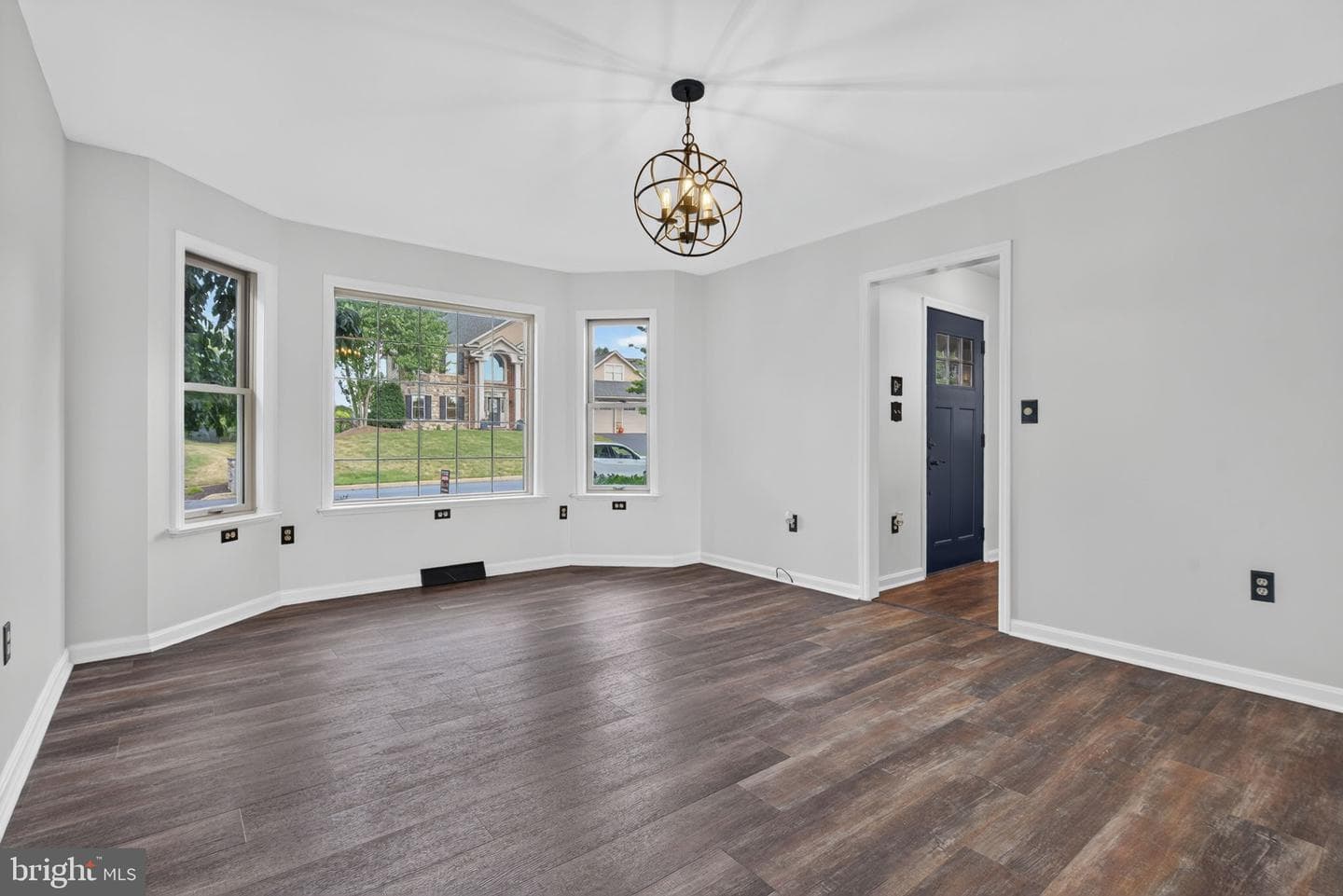 5 Village Dr photo 7