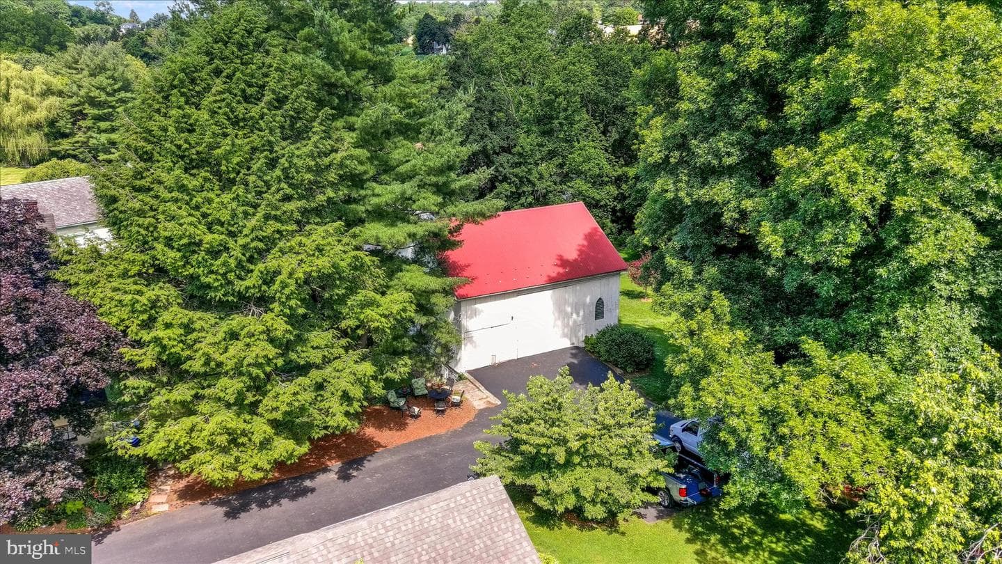 400 Baumgardner Road photo 59