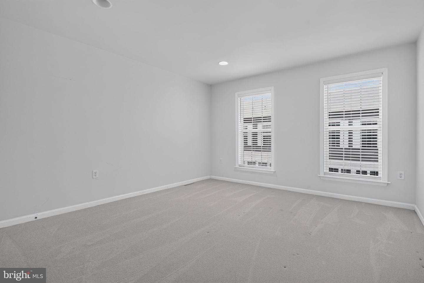 214 Mayer Place photo 31