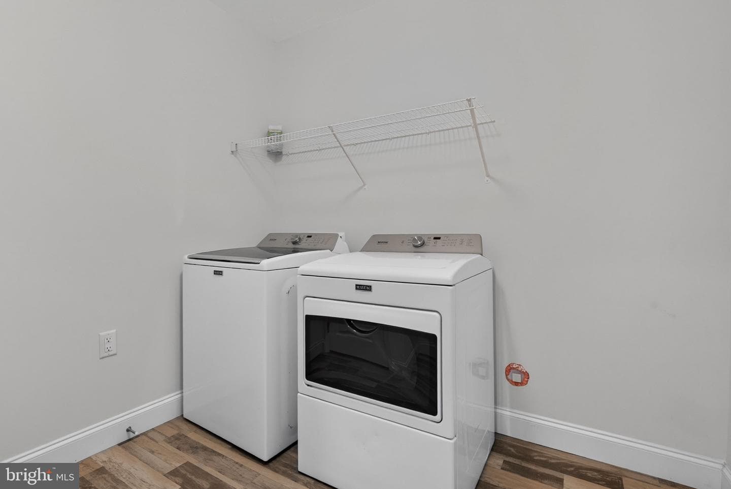 214 Mayer Place photo 8