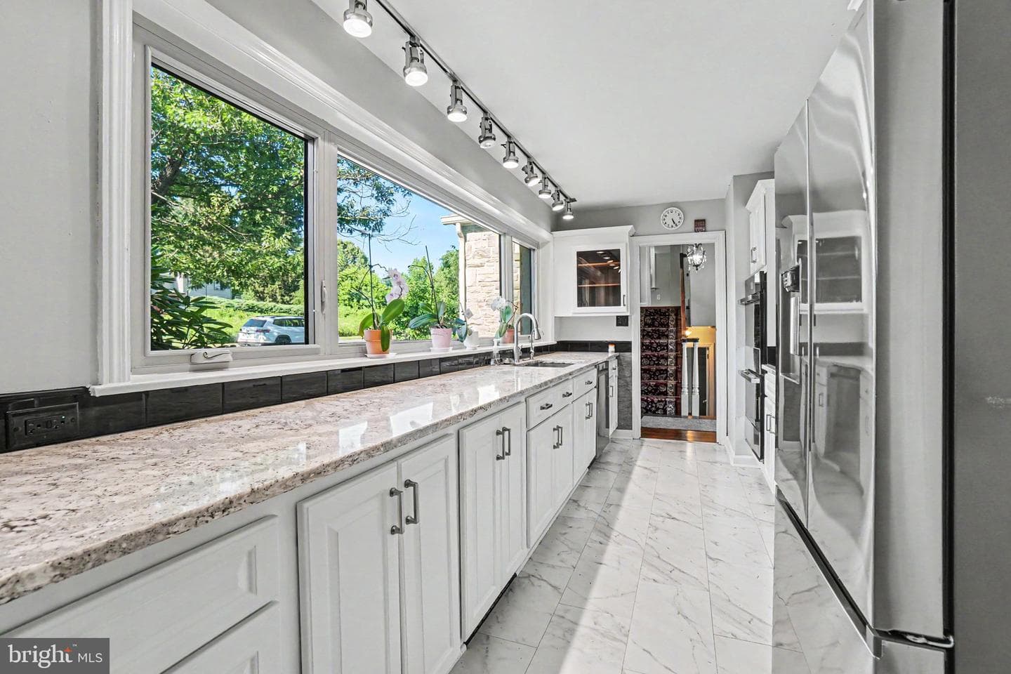 260 Blossom Hill Drive photo 4