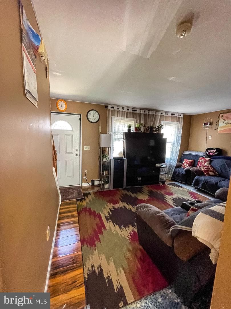 250 Heatherwood Drive photo 4