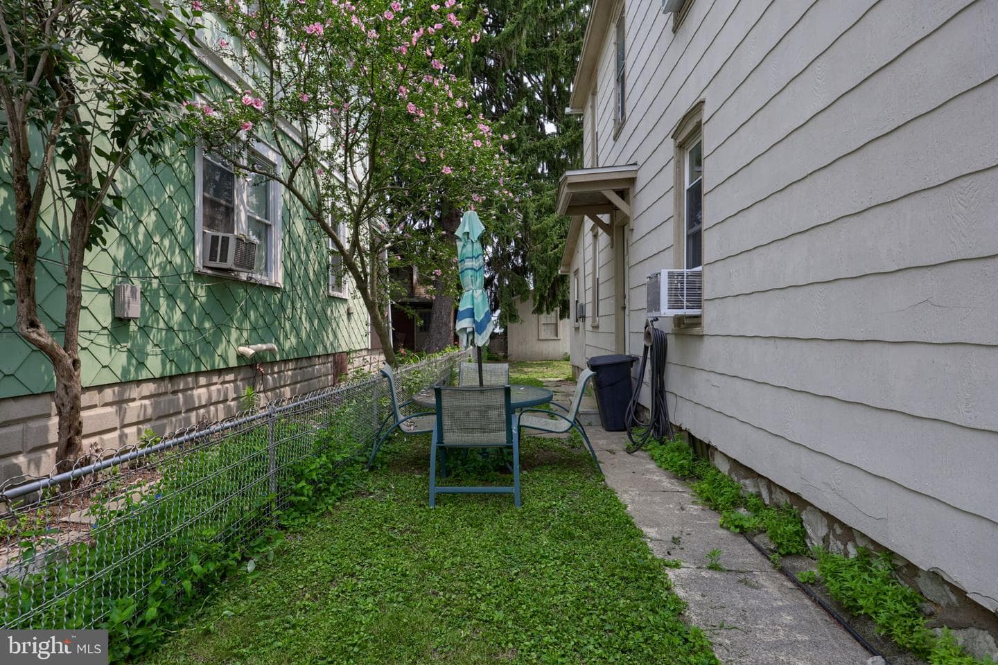 251 S Charlotte Street photo 10
