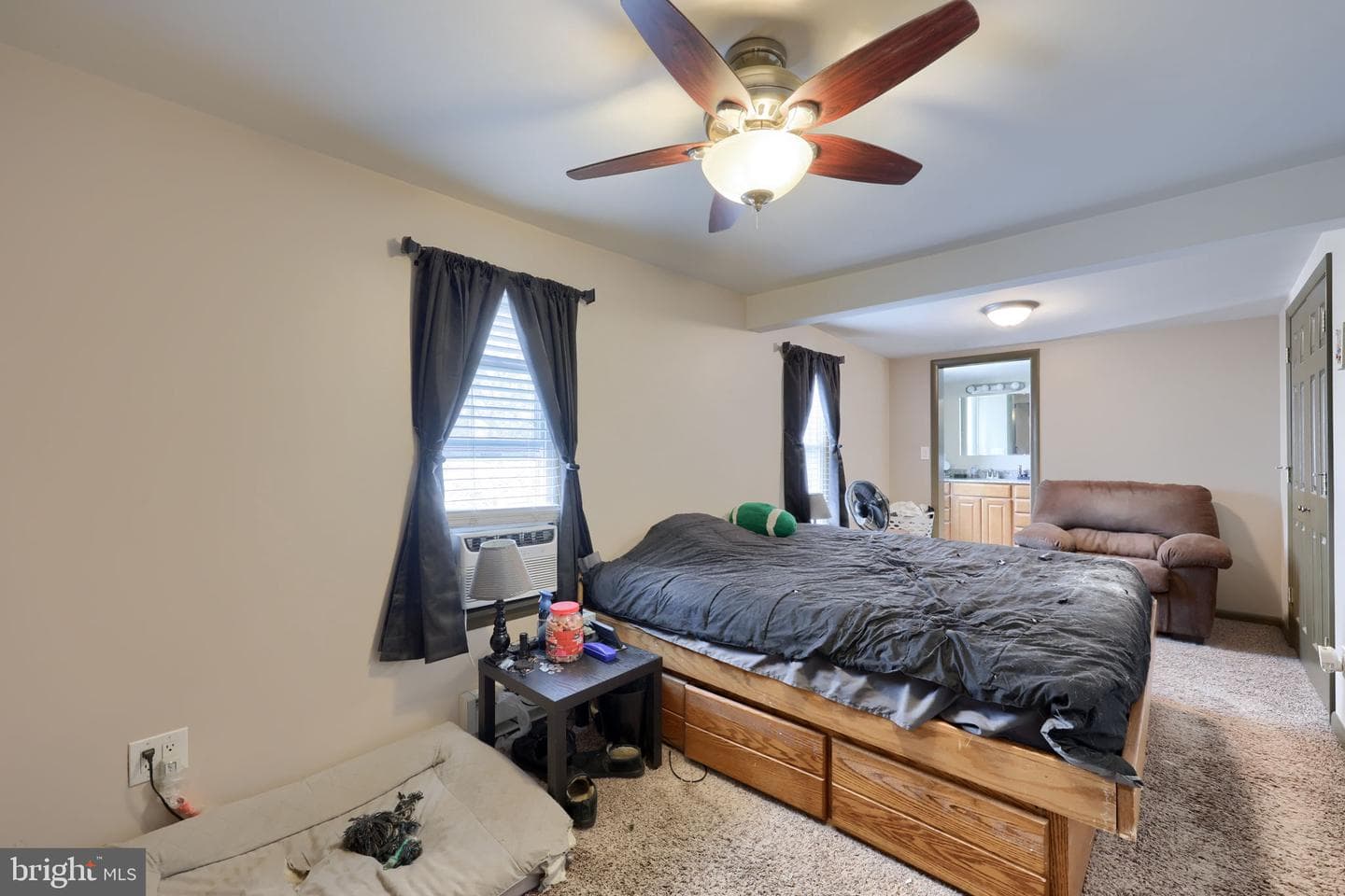 251 S Charlotte Street photo 27