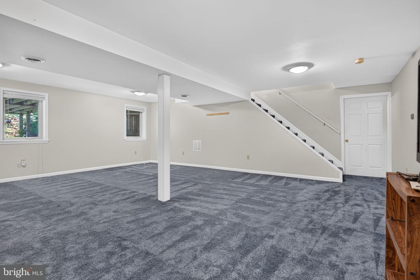 13 Diane Avenue photo 38