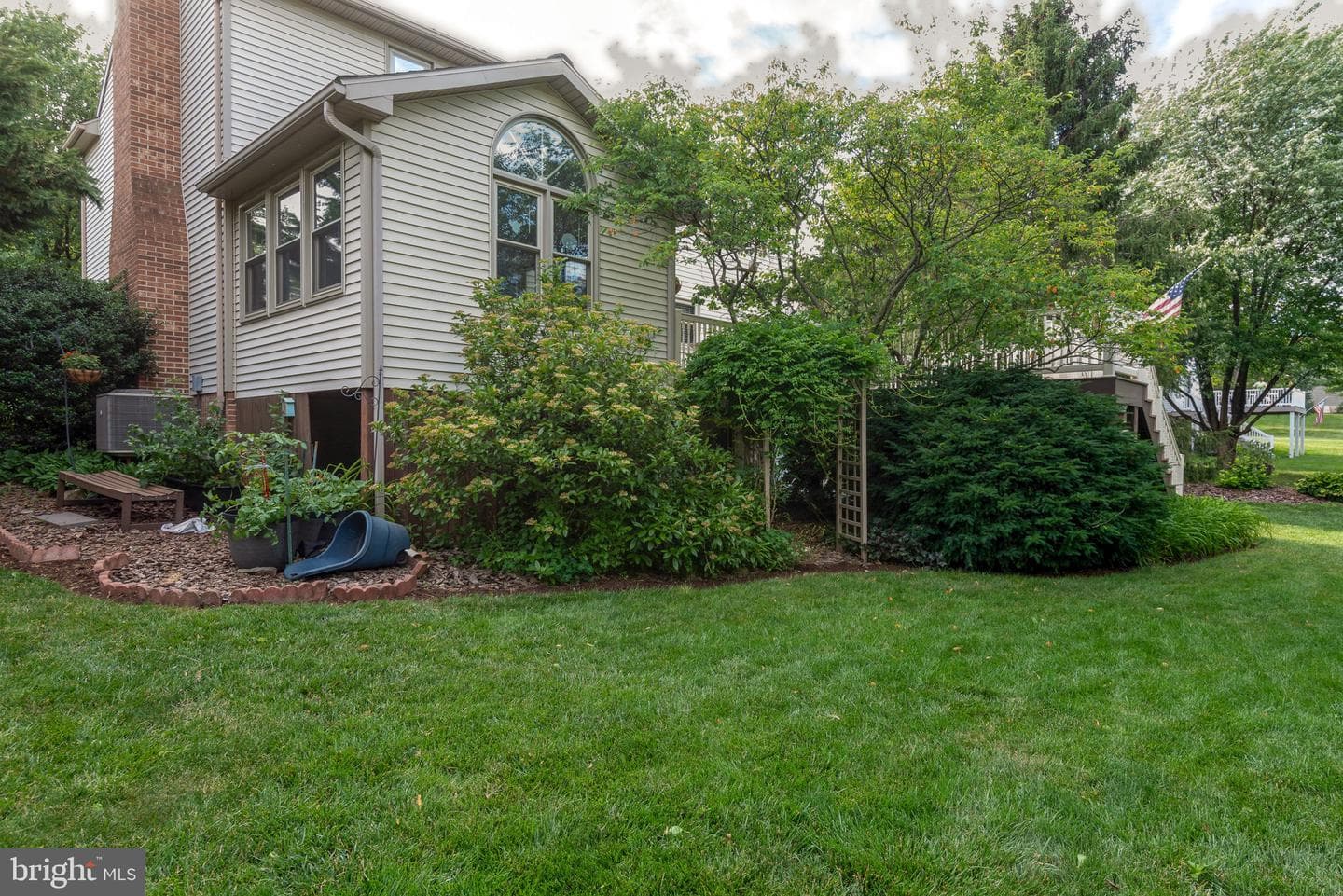 13 Diane Avenue photo 44