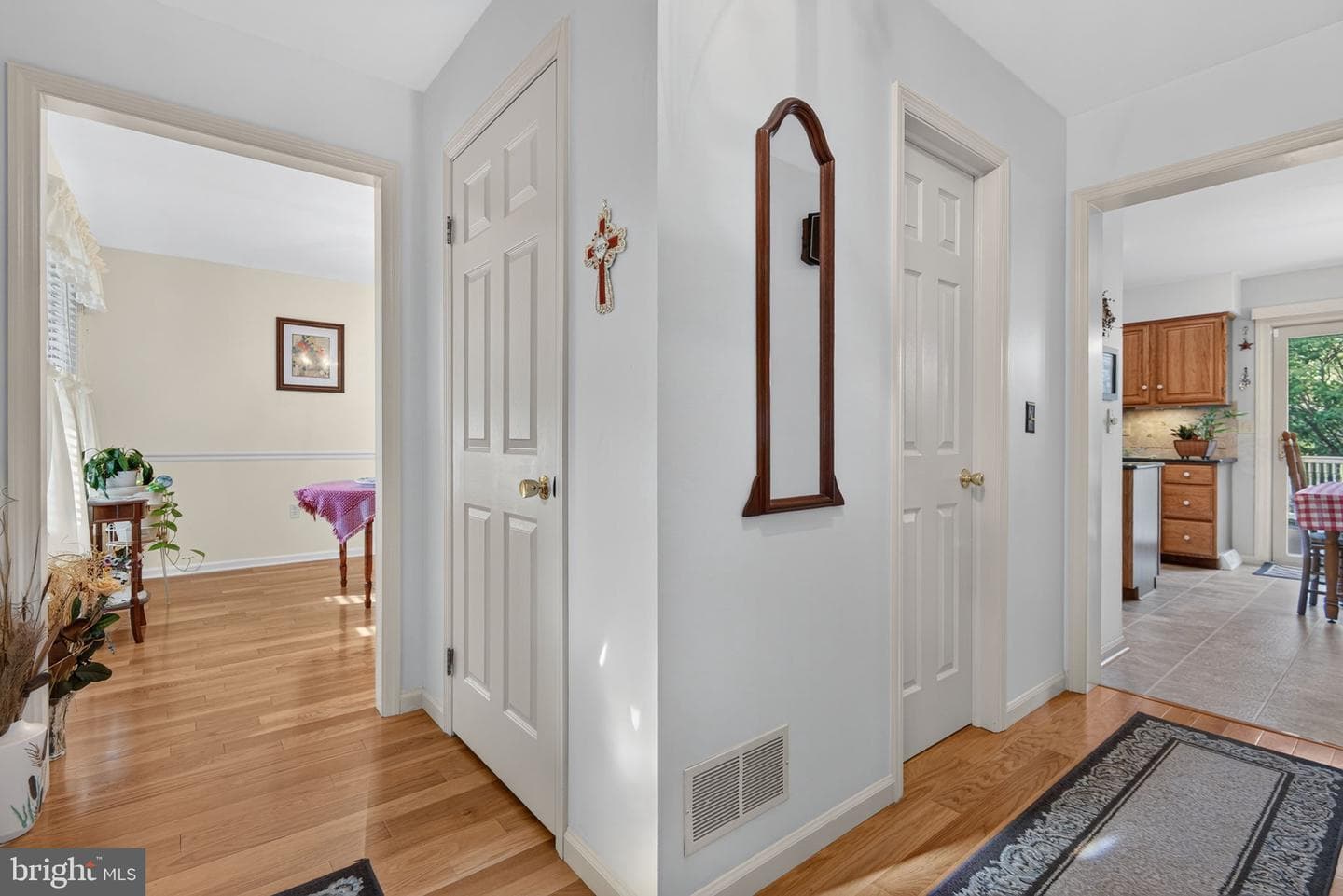13 Diane Avenue photo 7