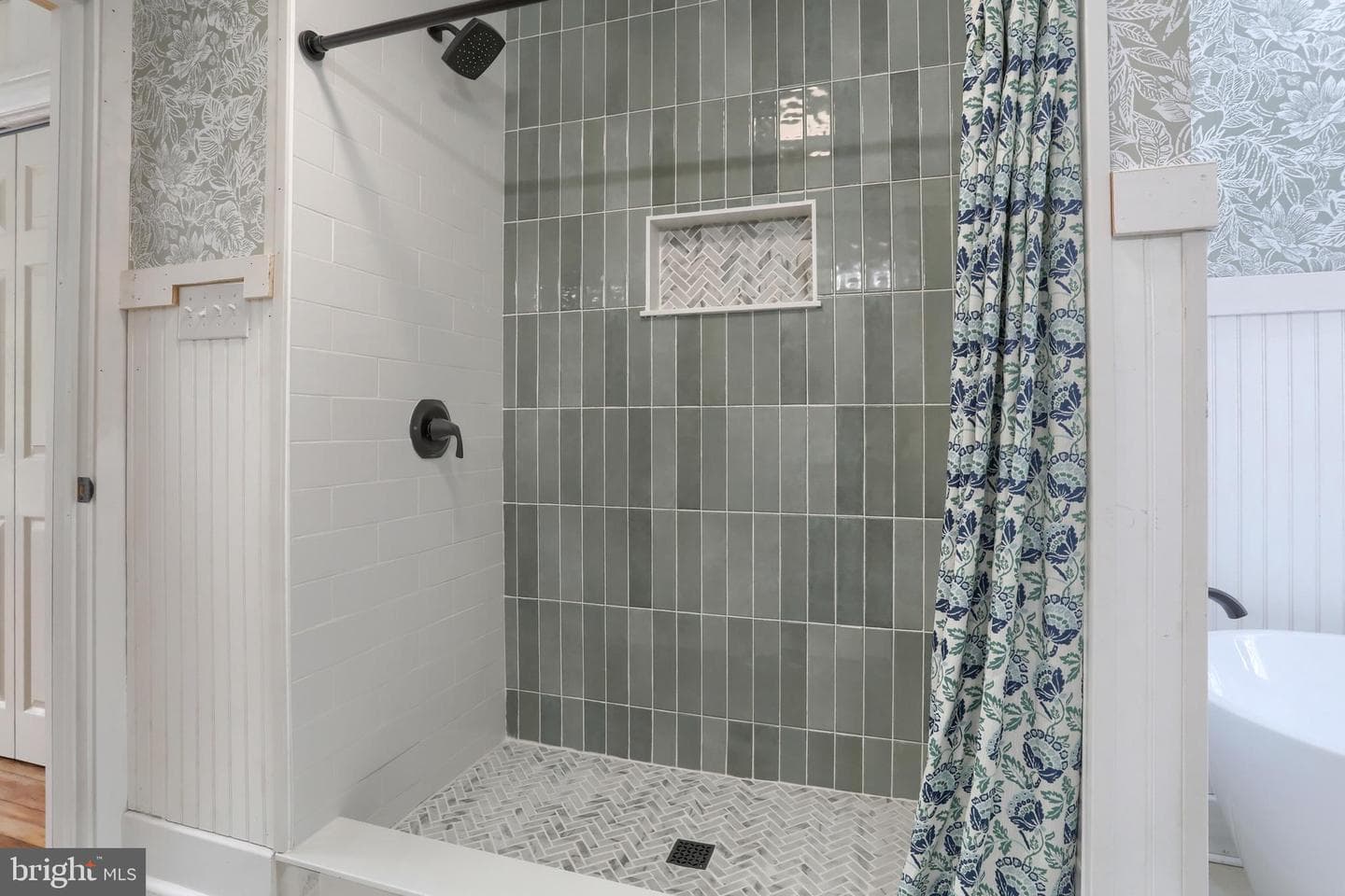 426 Nevin Street photo 26
