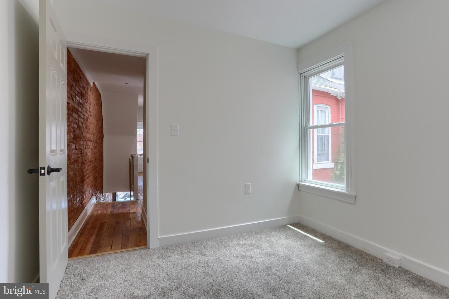 426 Nevin Street photo 29