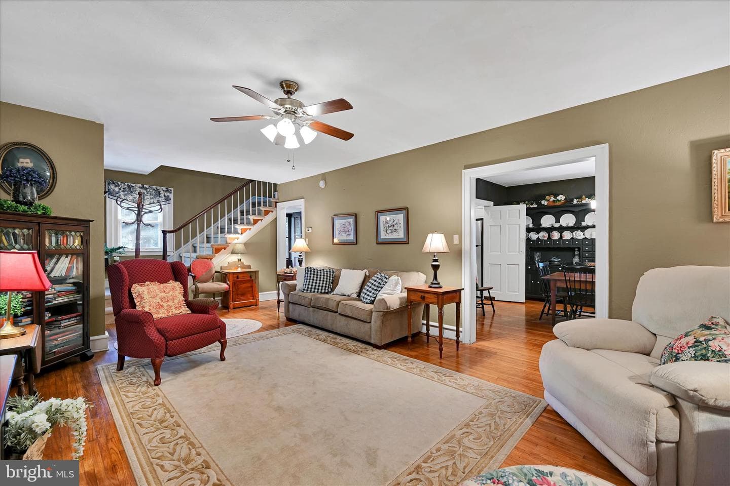 11 Union Avenue photo 58