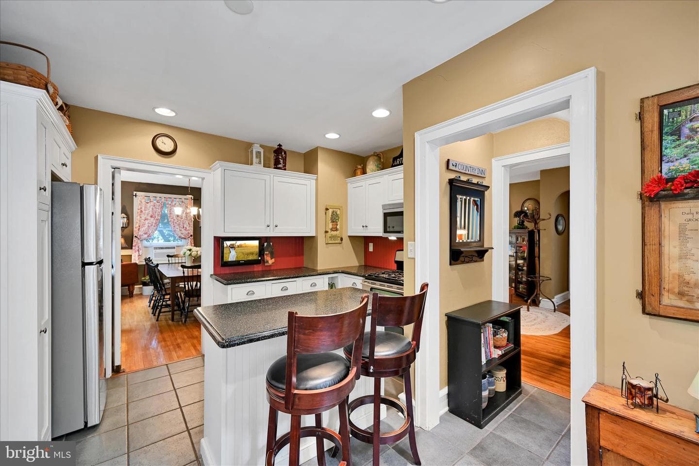 11 Union Avenue photo 63