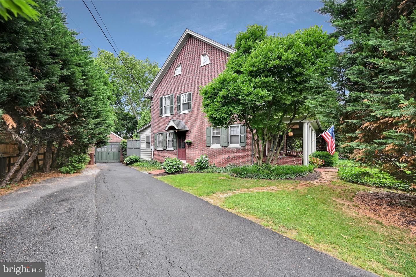 11 Union Avenue photo 93