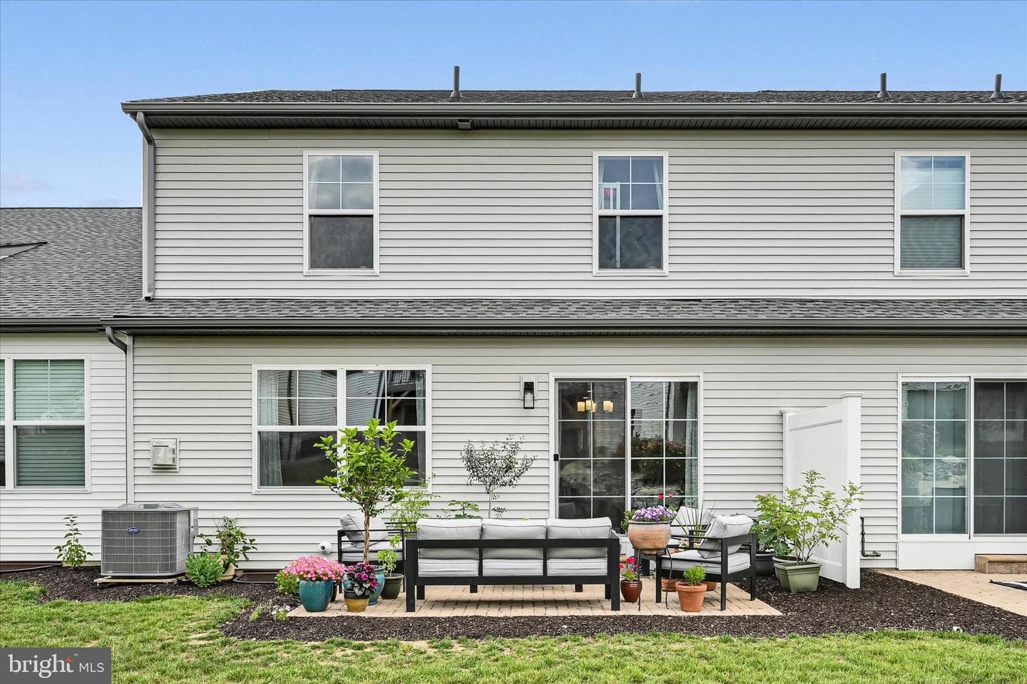 823 Talon Way photo 28