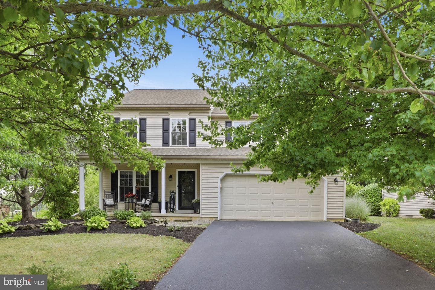 230 Cambridge Lane photo 3