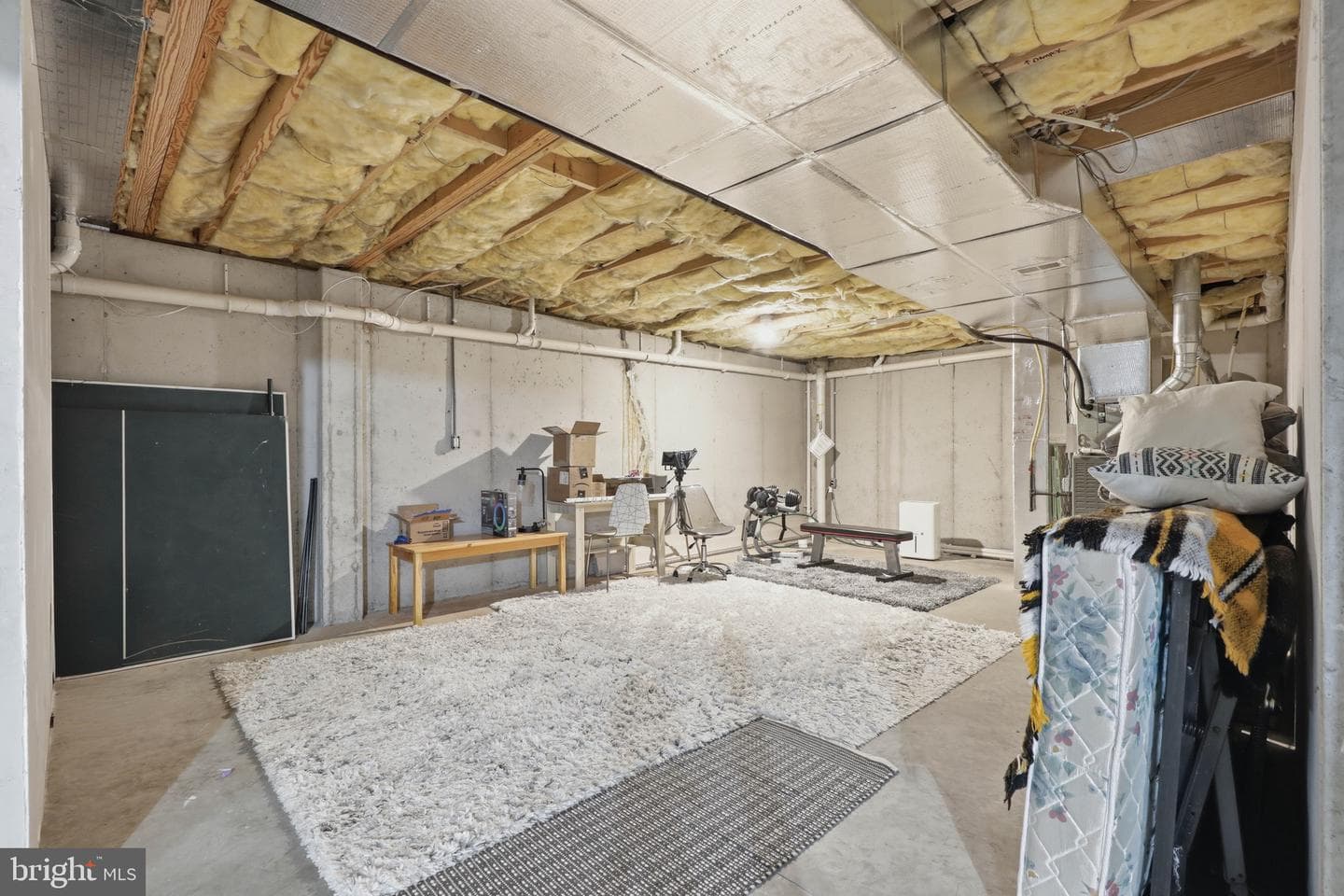 230 Cambridge Lane photo 46