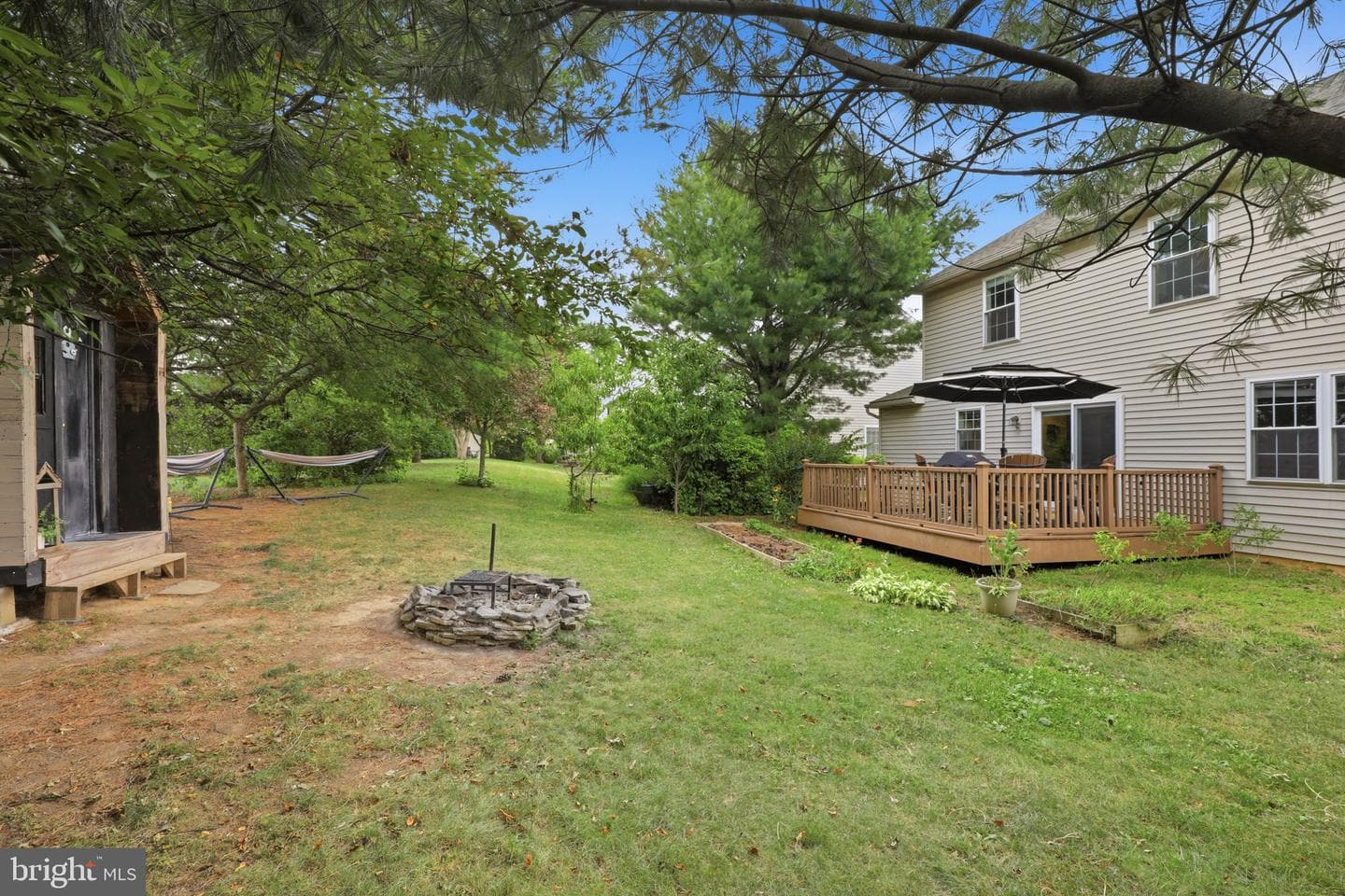 230 Cambridge Lane photo 55