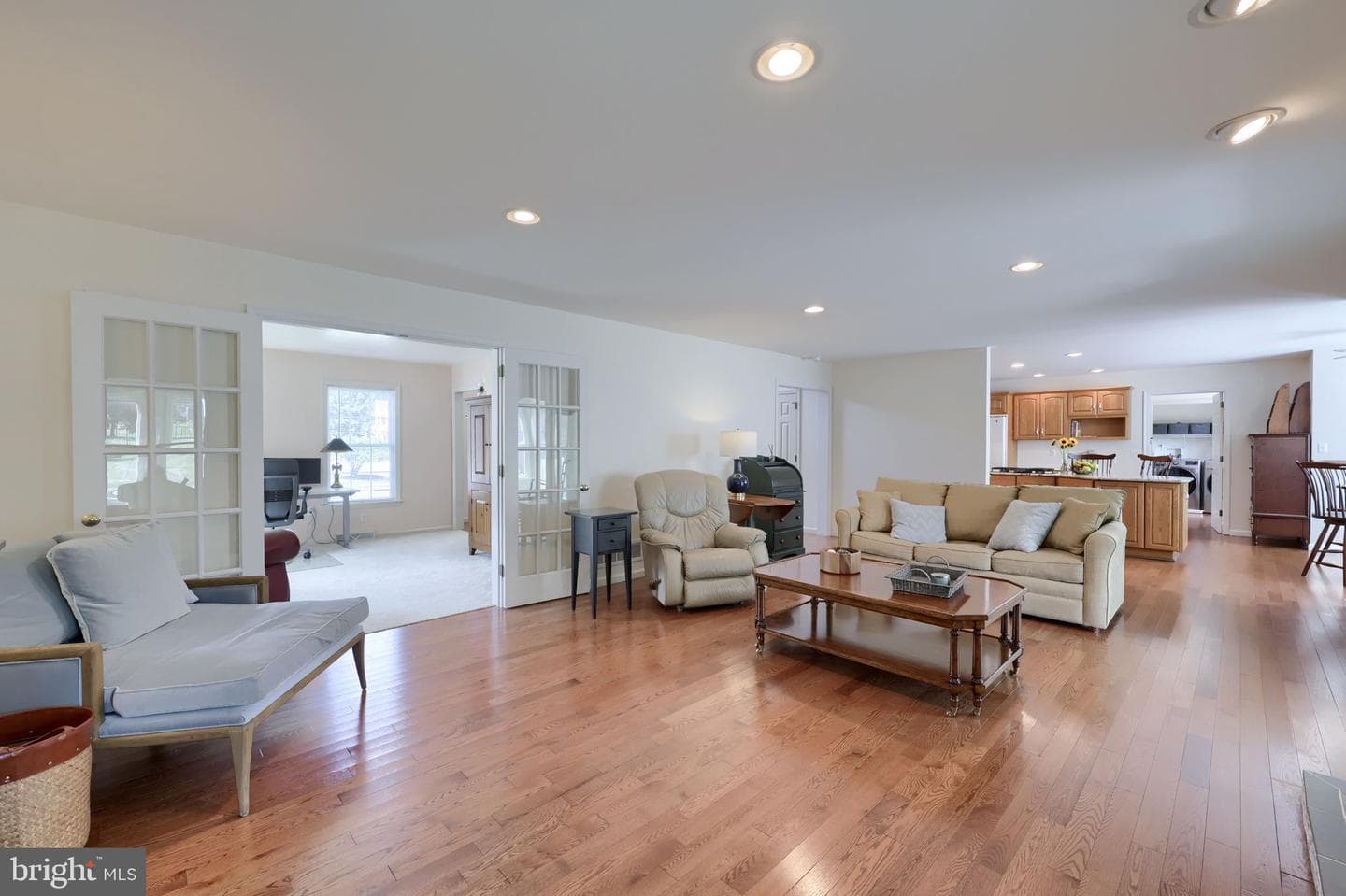 1015 Martin Avenue photo 23