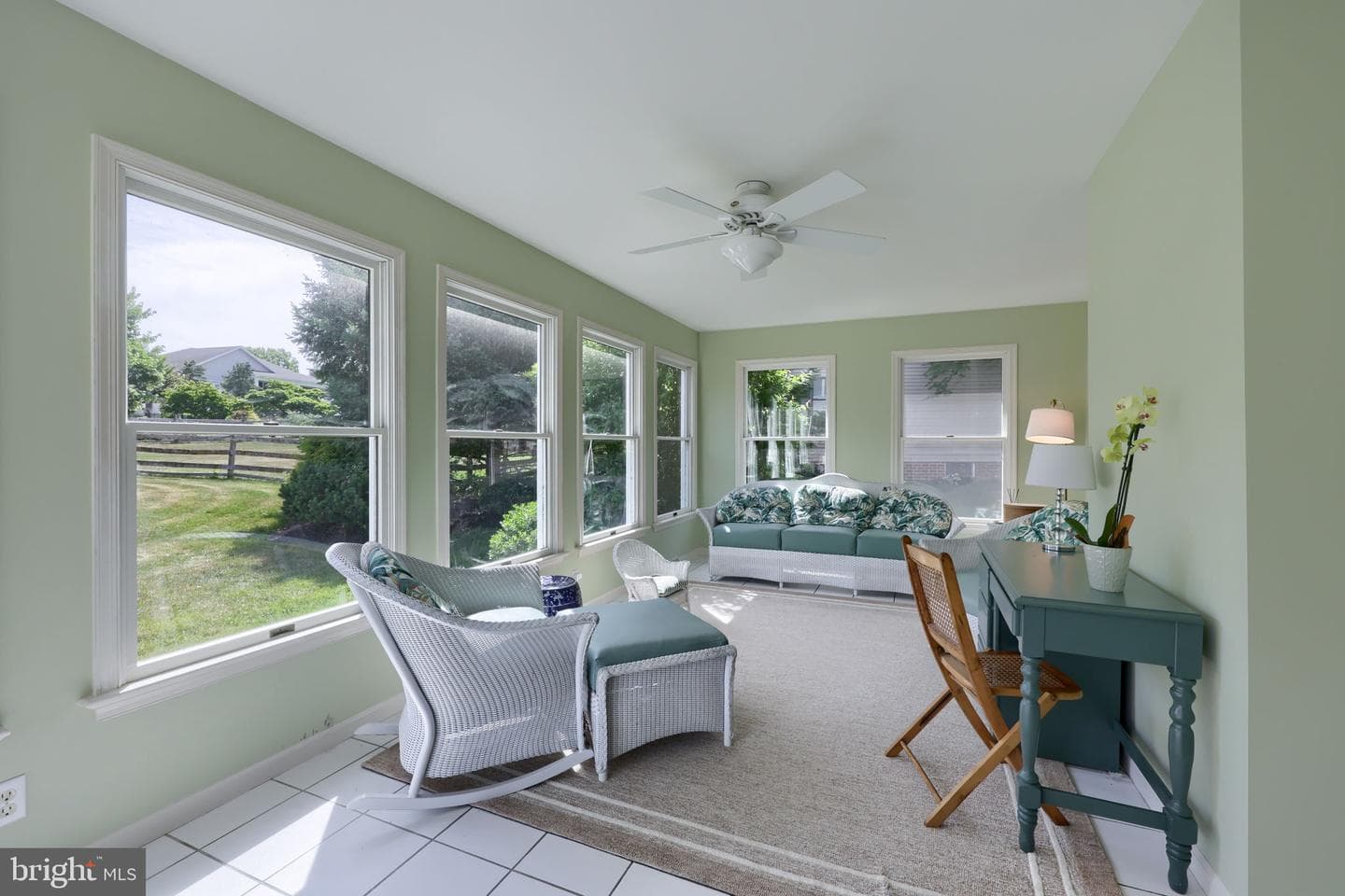 1015 Martin Avenue photo 3