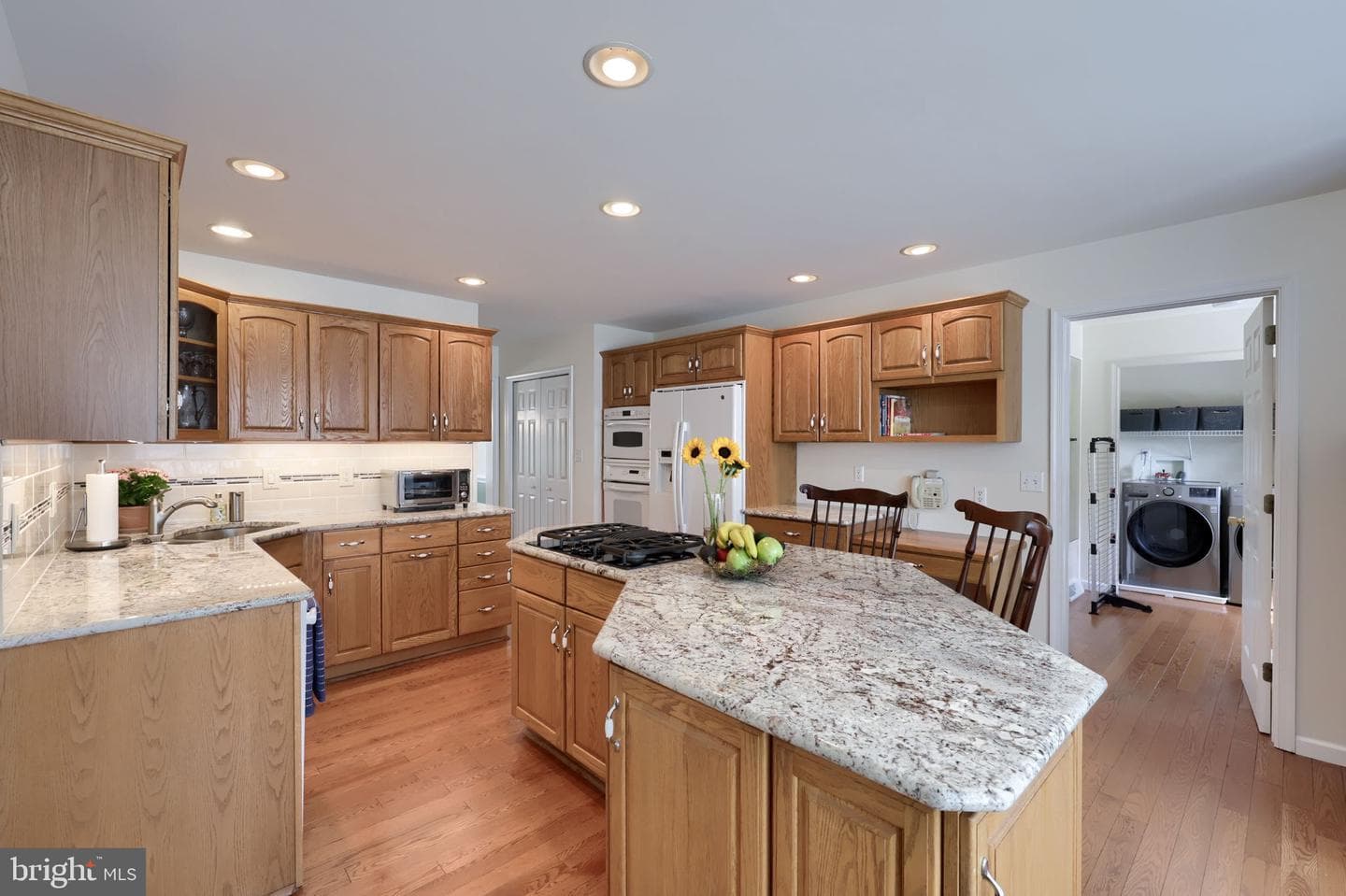 1015 Martin Avenue photo 6