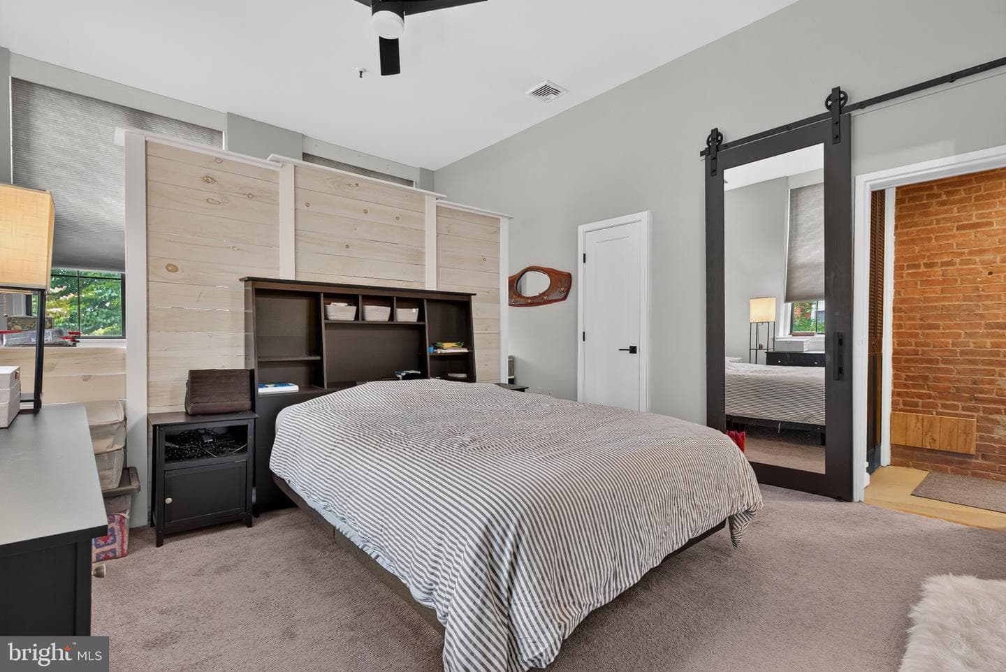 917 Columbia Avenue #425 photo 26