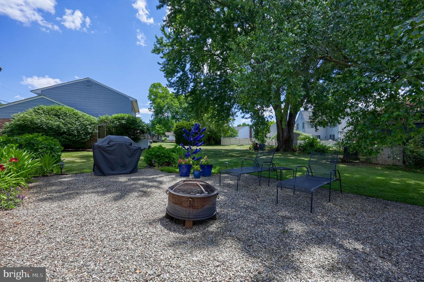 2202 Hershey Avenue photo 43