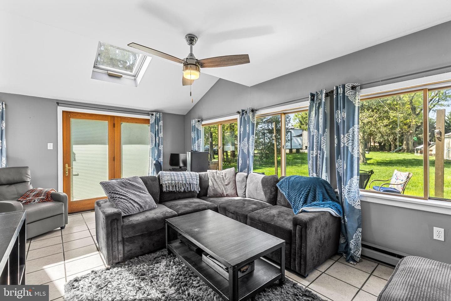4 Pleasant Drive photo 18