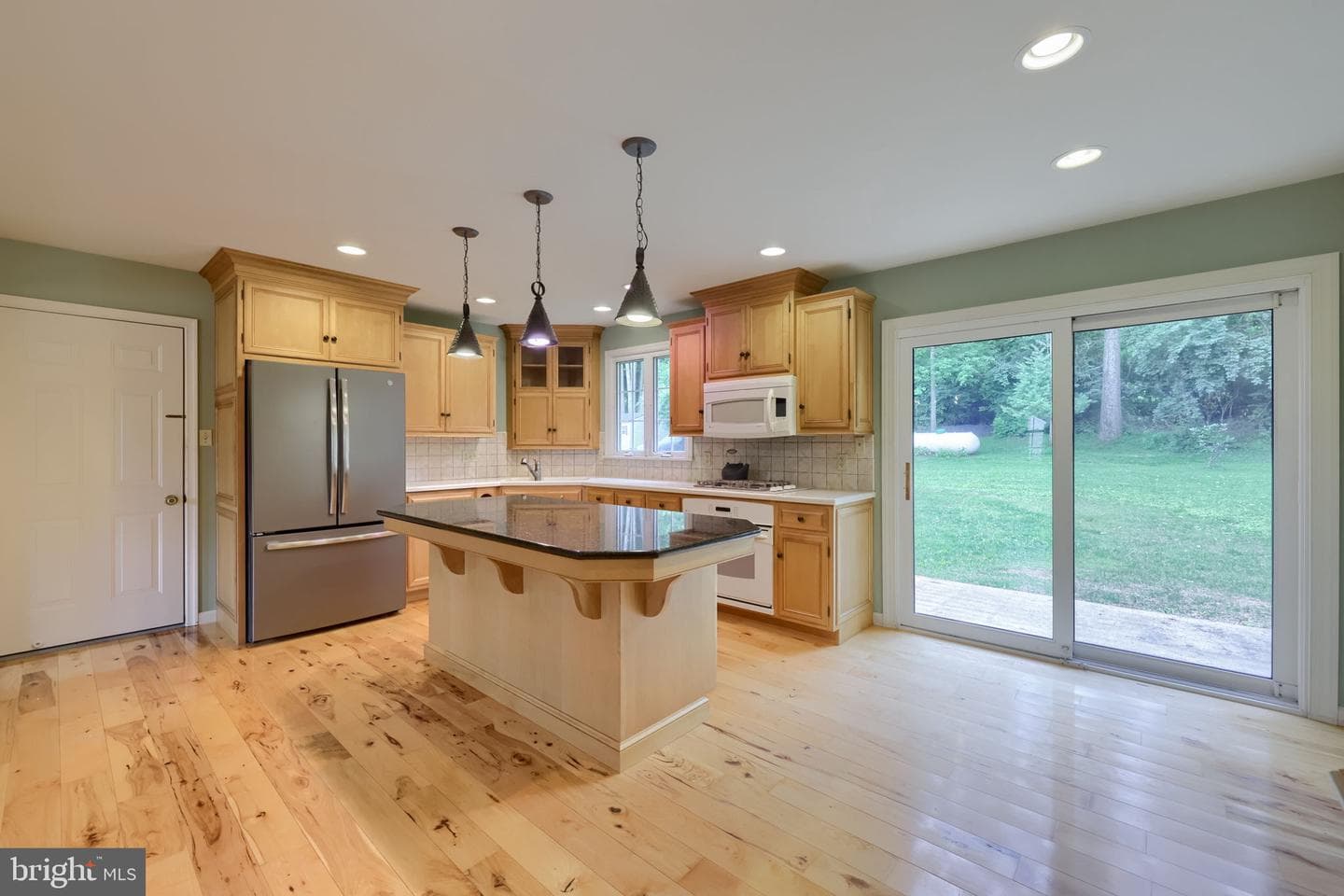 303 Parkwood Drive photo 13