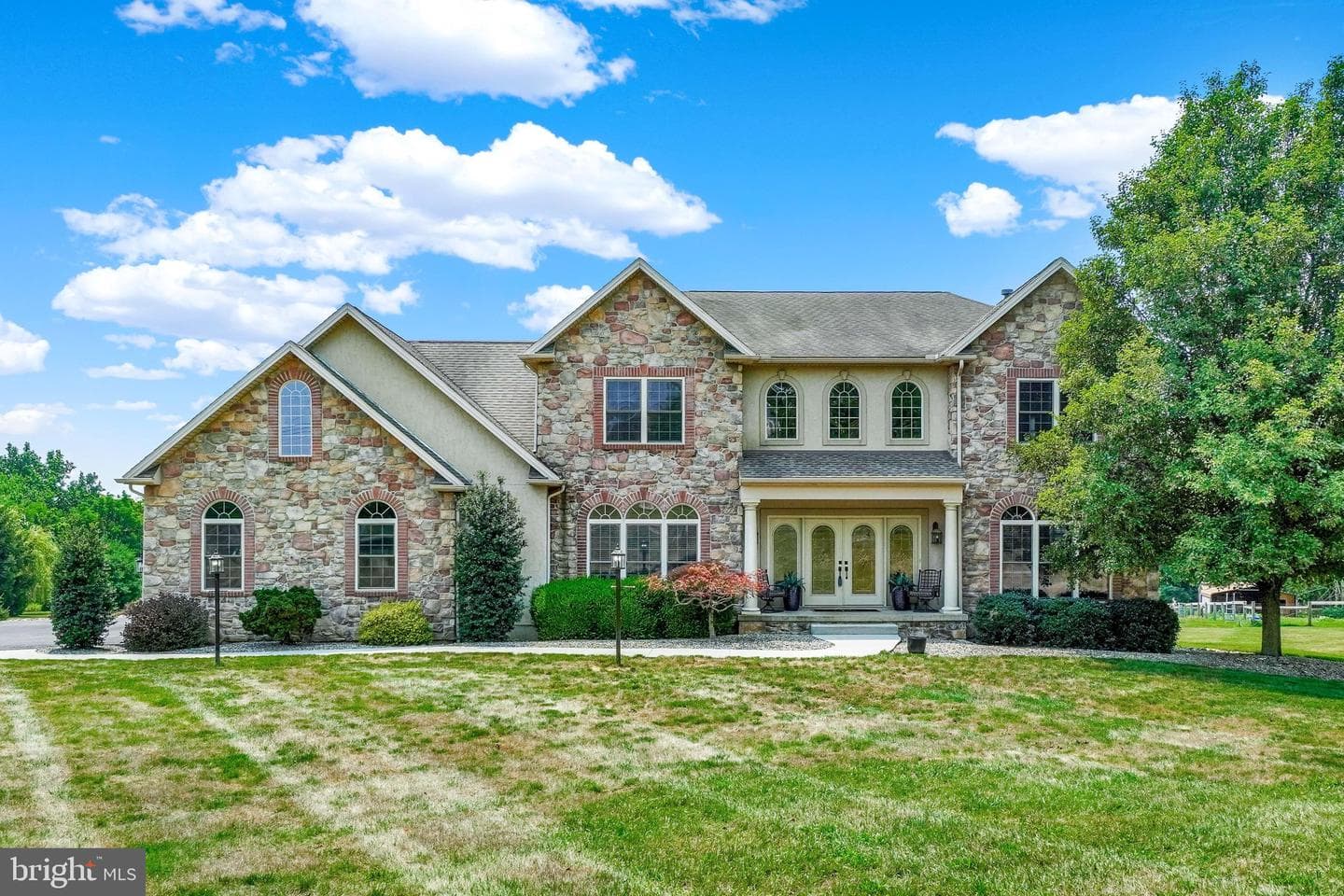 104 Monument Drive, Elizabethtown