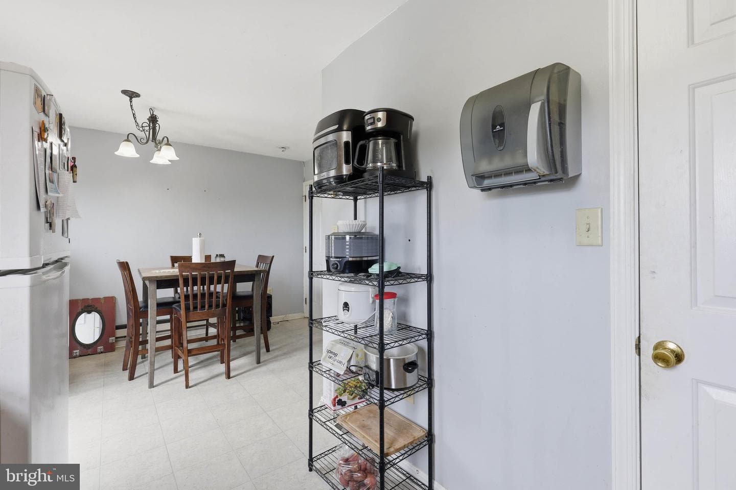 49 Hilldale Drive photo 9