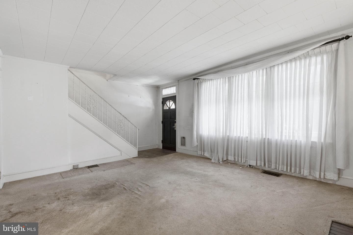 41 E Ross Street photo 5