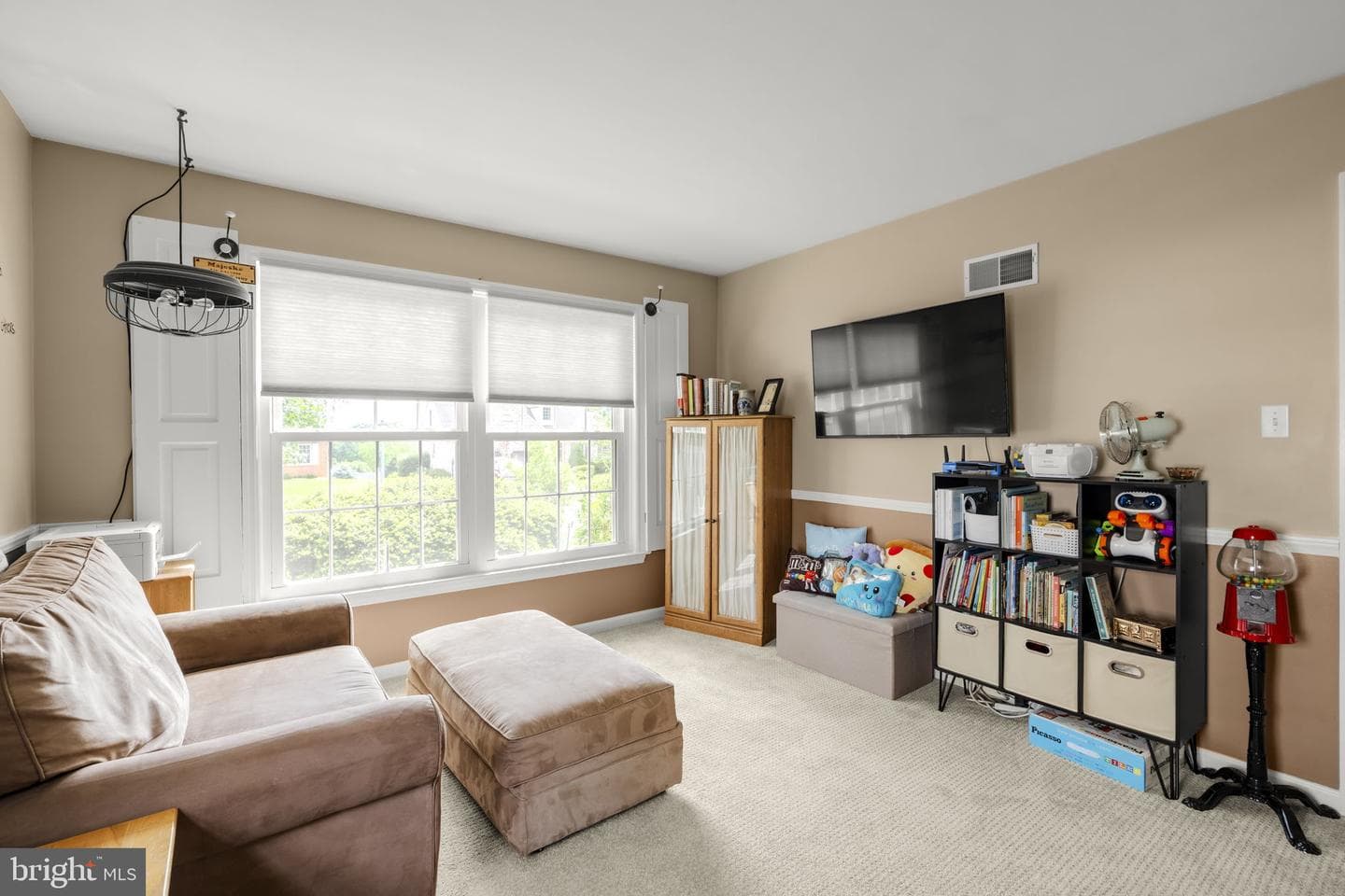 213 Willow Drive photo 23