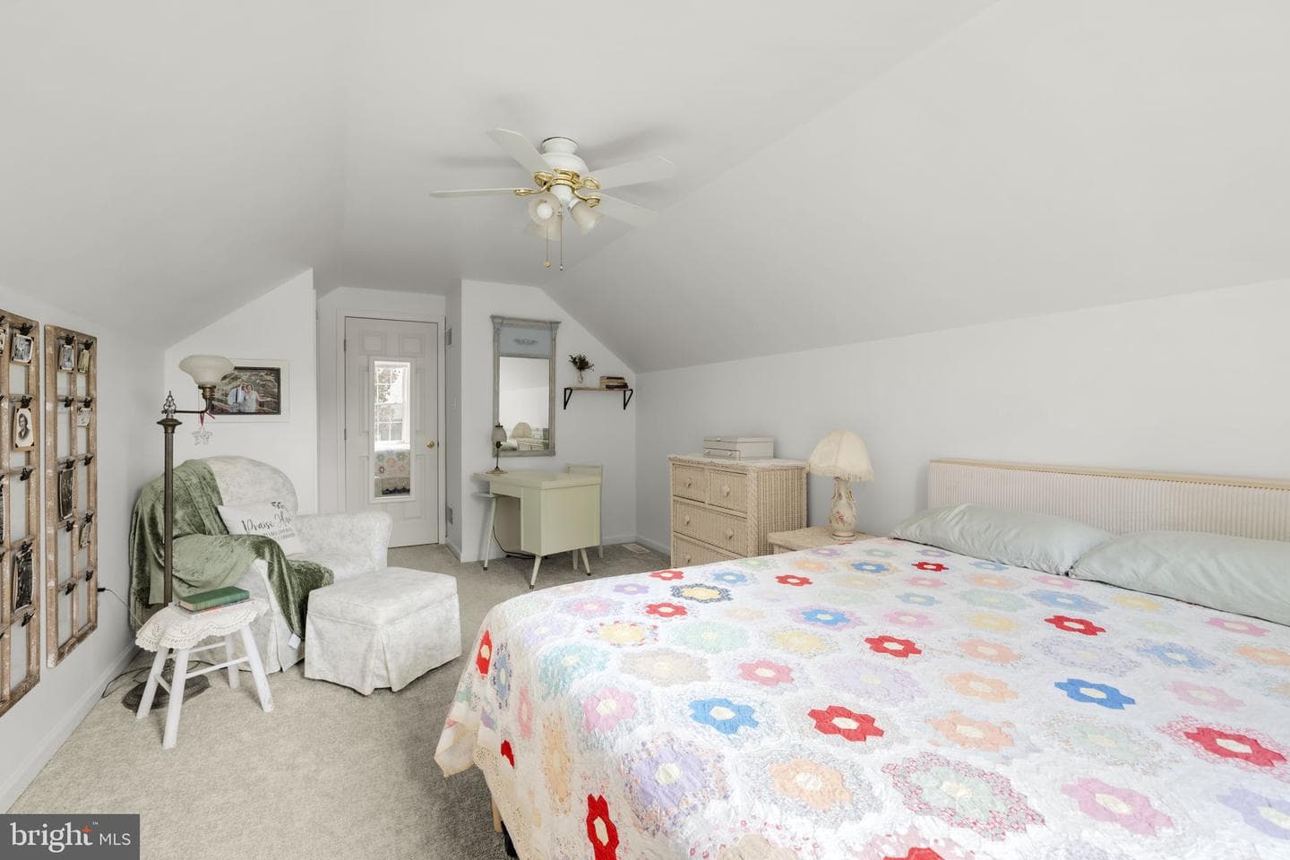 213 Willow Drive photo 39