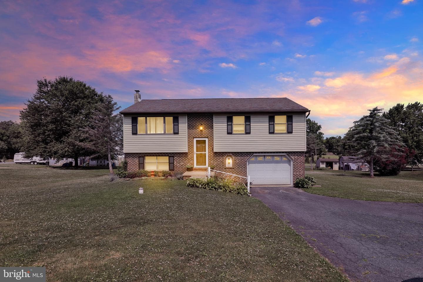220 Pleasant Valley Road, East Earl