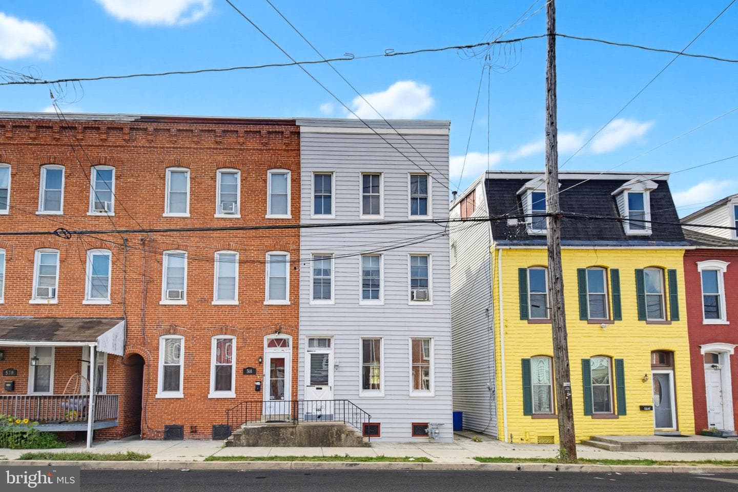 566 Walnut St, Columbia