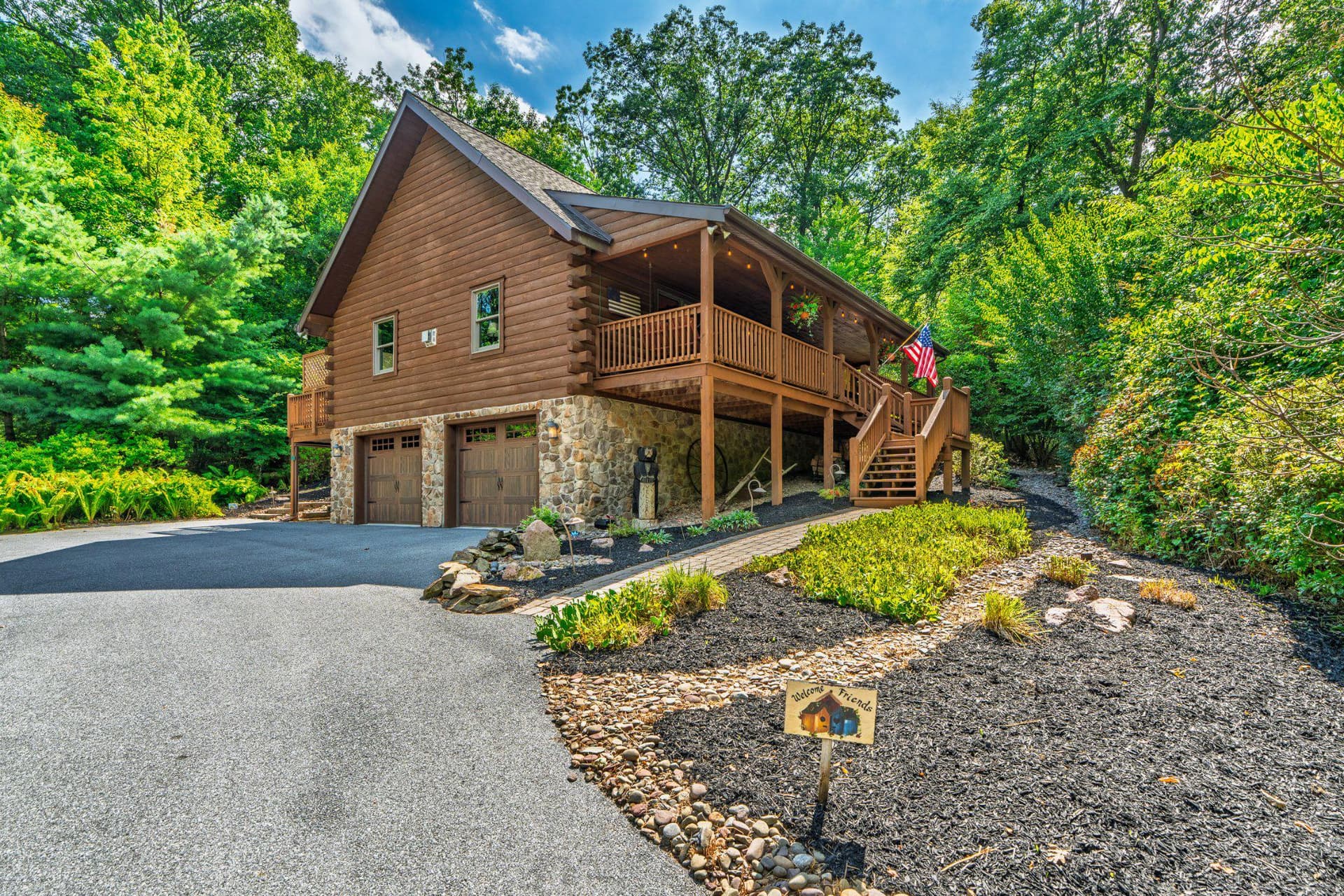 635 Laurel Ridge Road, Reinholds