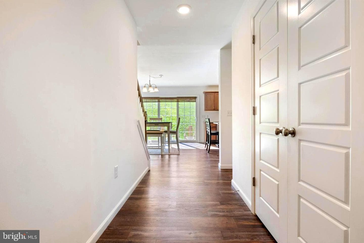 645 N Pier Drive photo 3