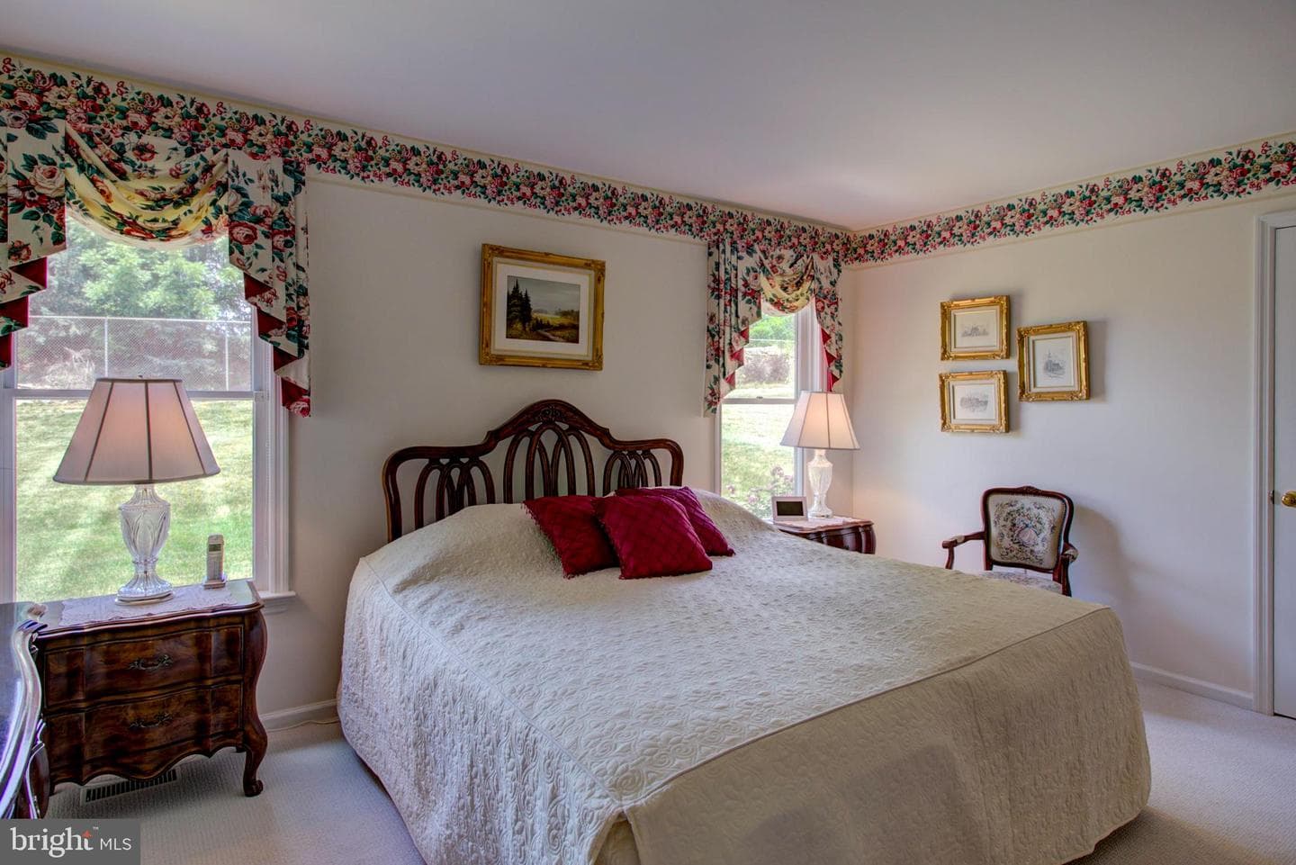 2041 Harrogate Road photo 21