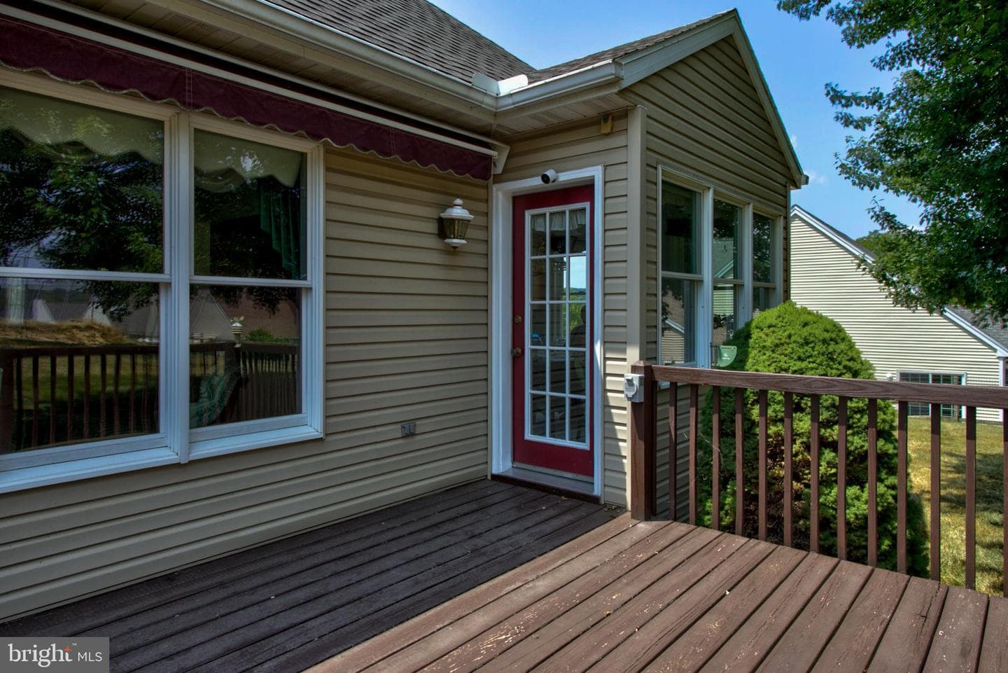 2041 Harrogate Road photo 37