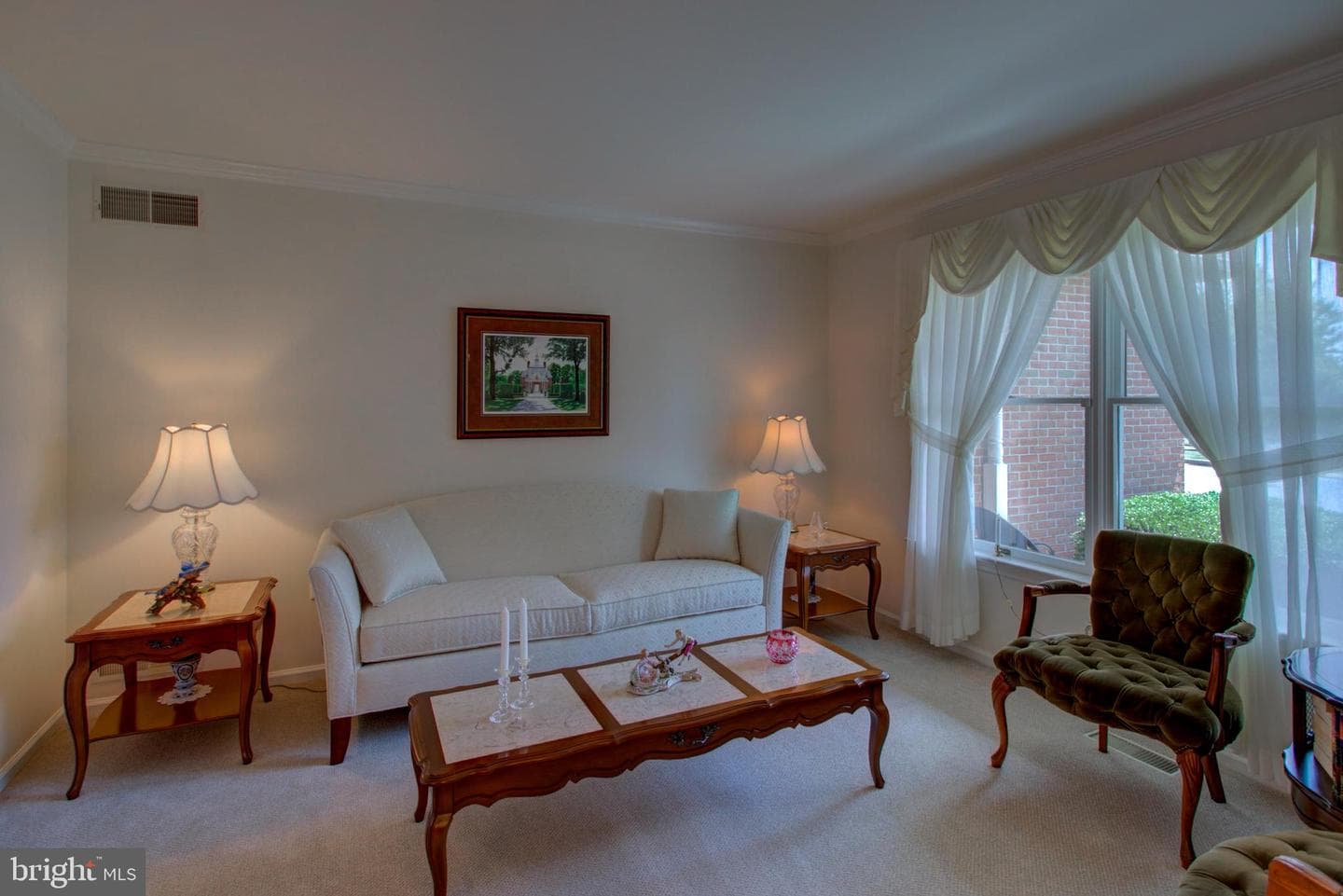 2041 Harrogate Road photo 5