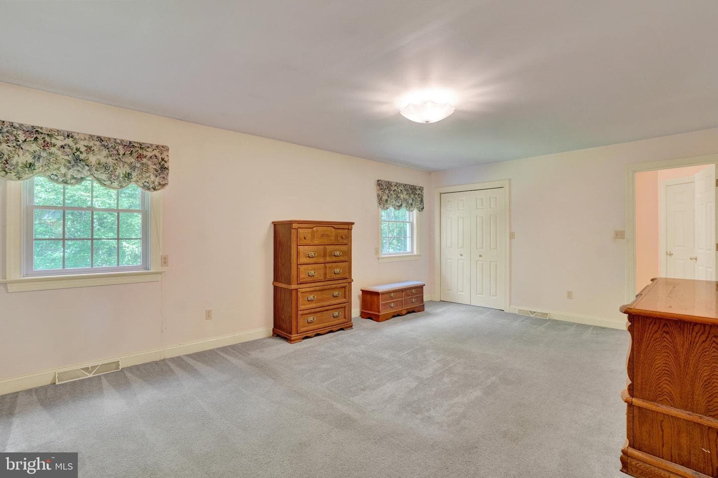 176 Falmouth Road photo 8