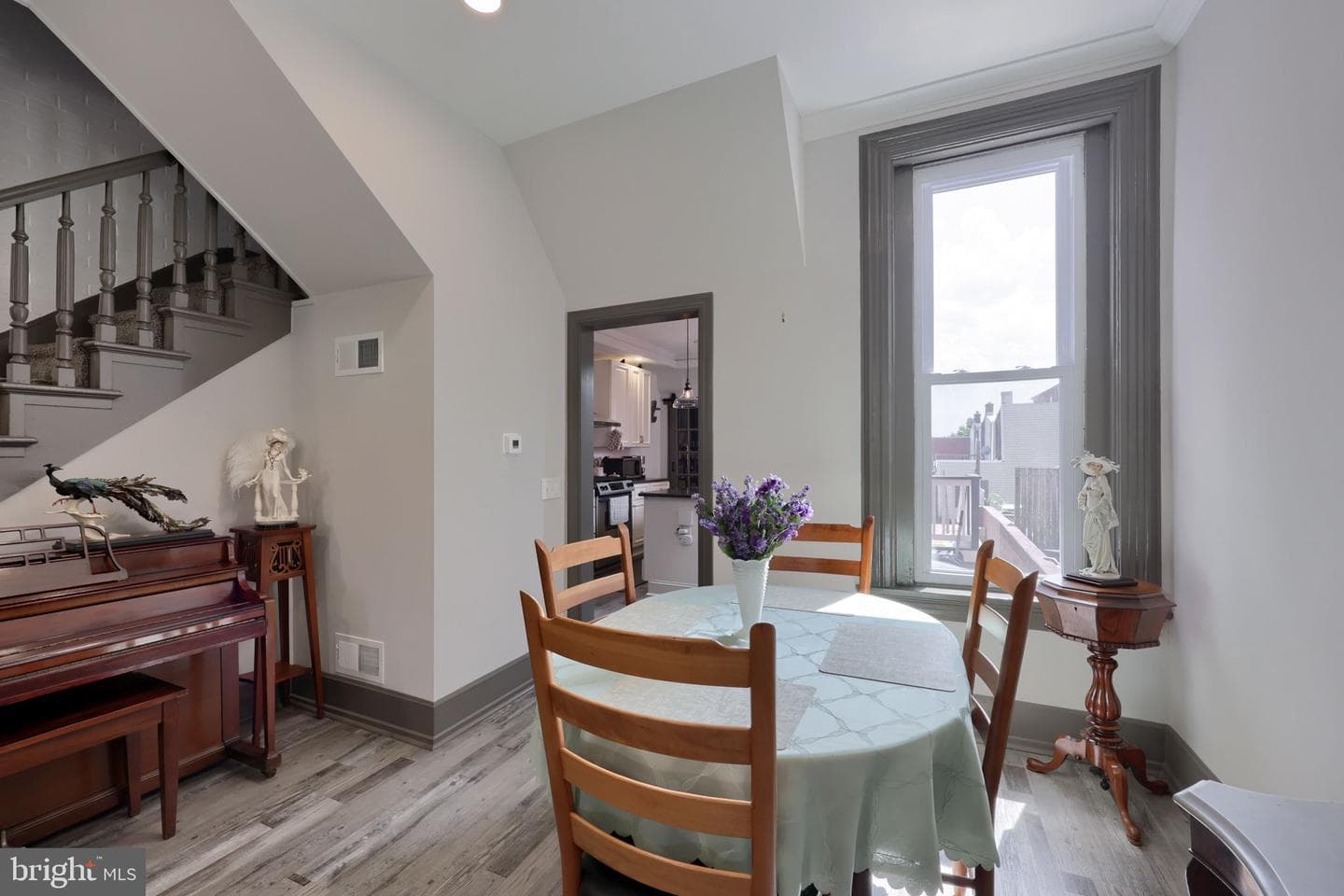 338 N 3rd Street photo 9