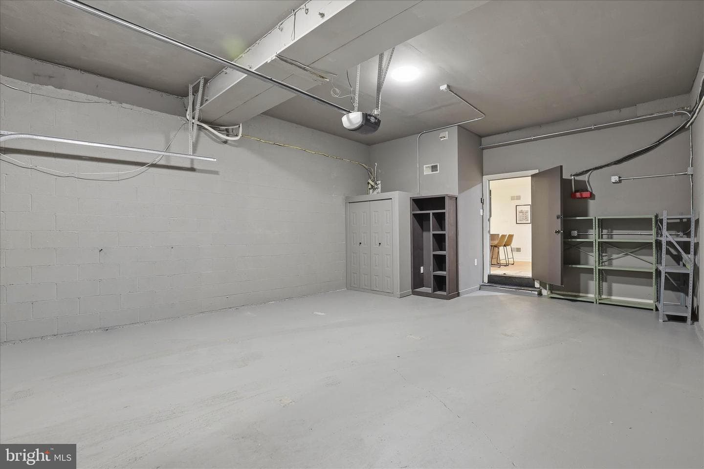 16 E Walnut St photo 20