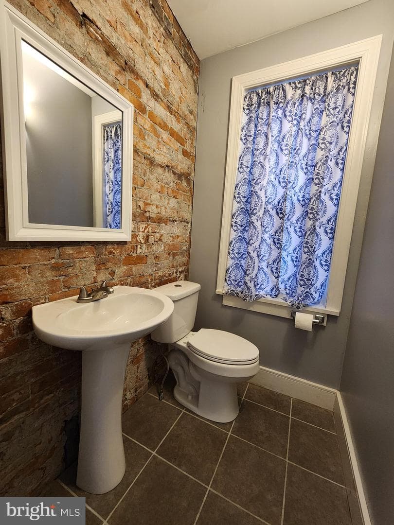 208 Perry Street photo 12