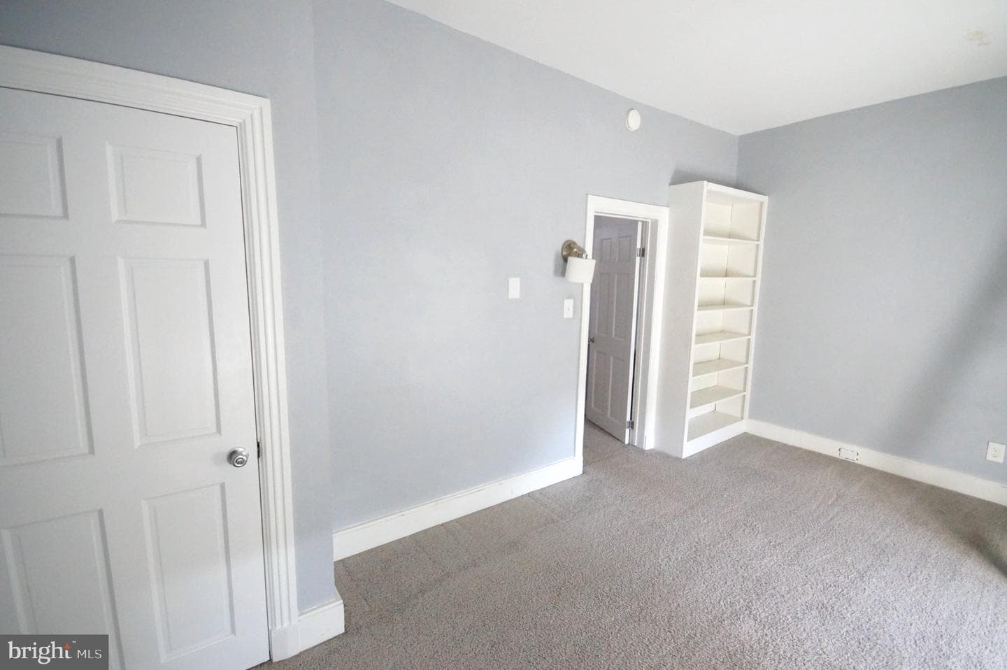 208 Perry Street photo 16