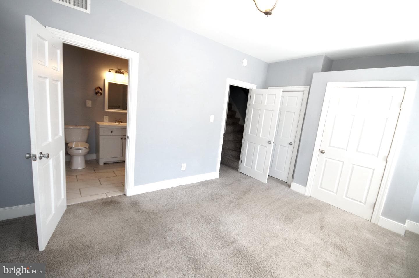 208 Perry Street photo 18