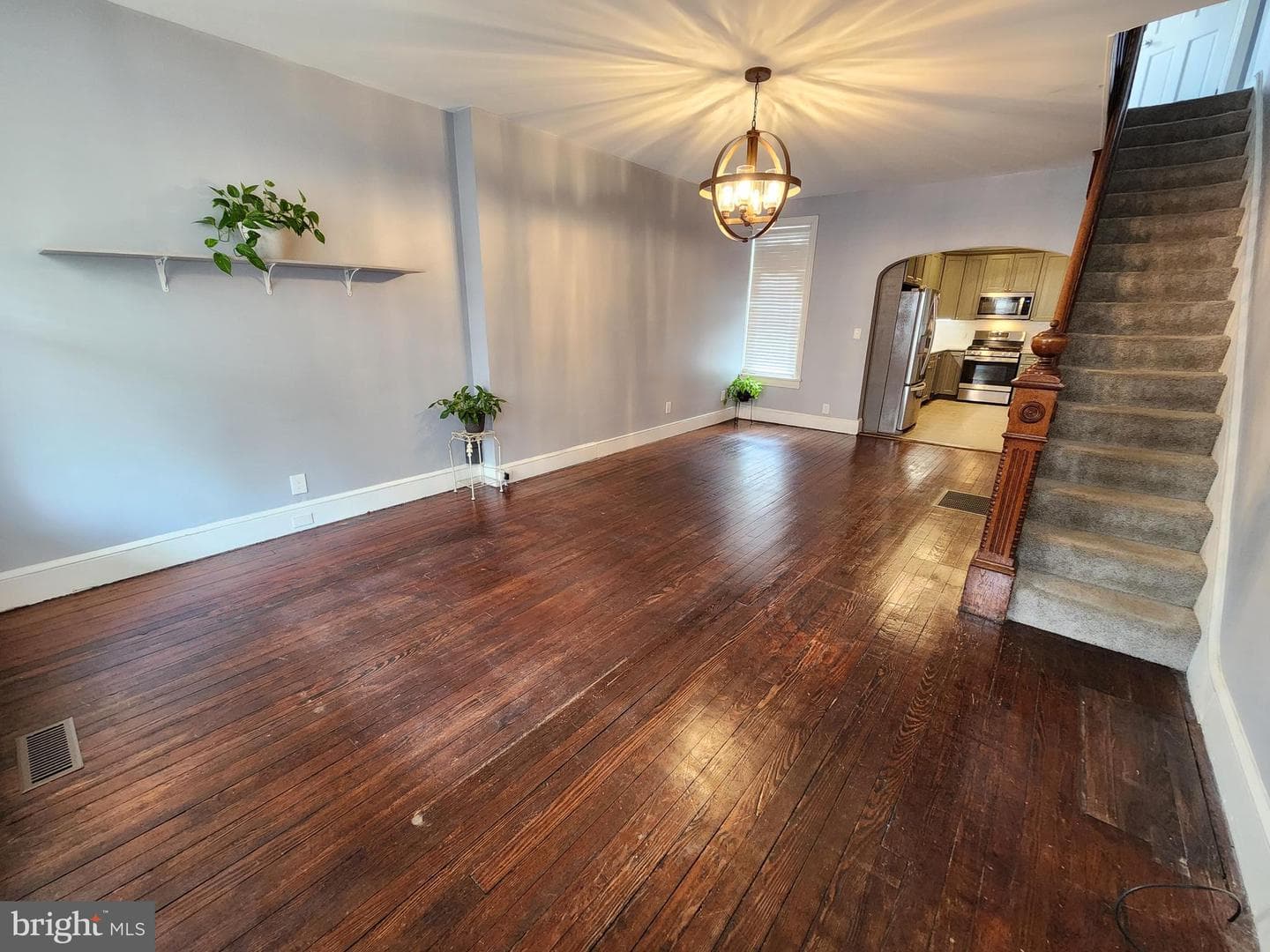 208 Perry Street photo 5
