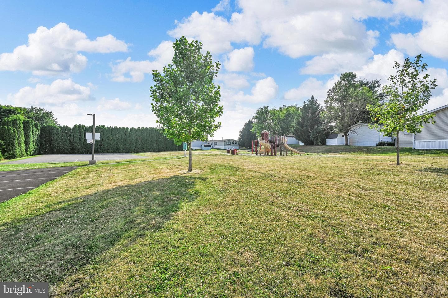 106 Silver Wind Ct S photo 32
