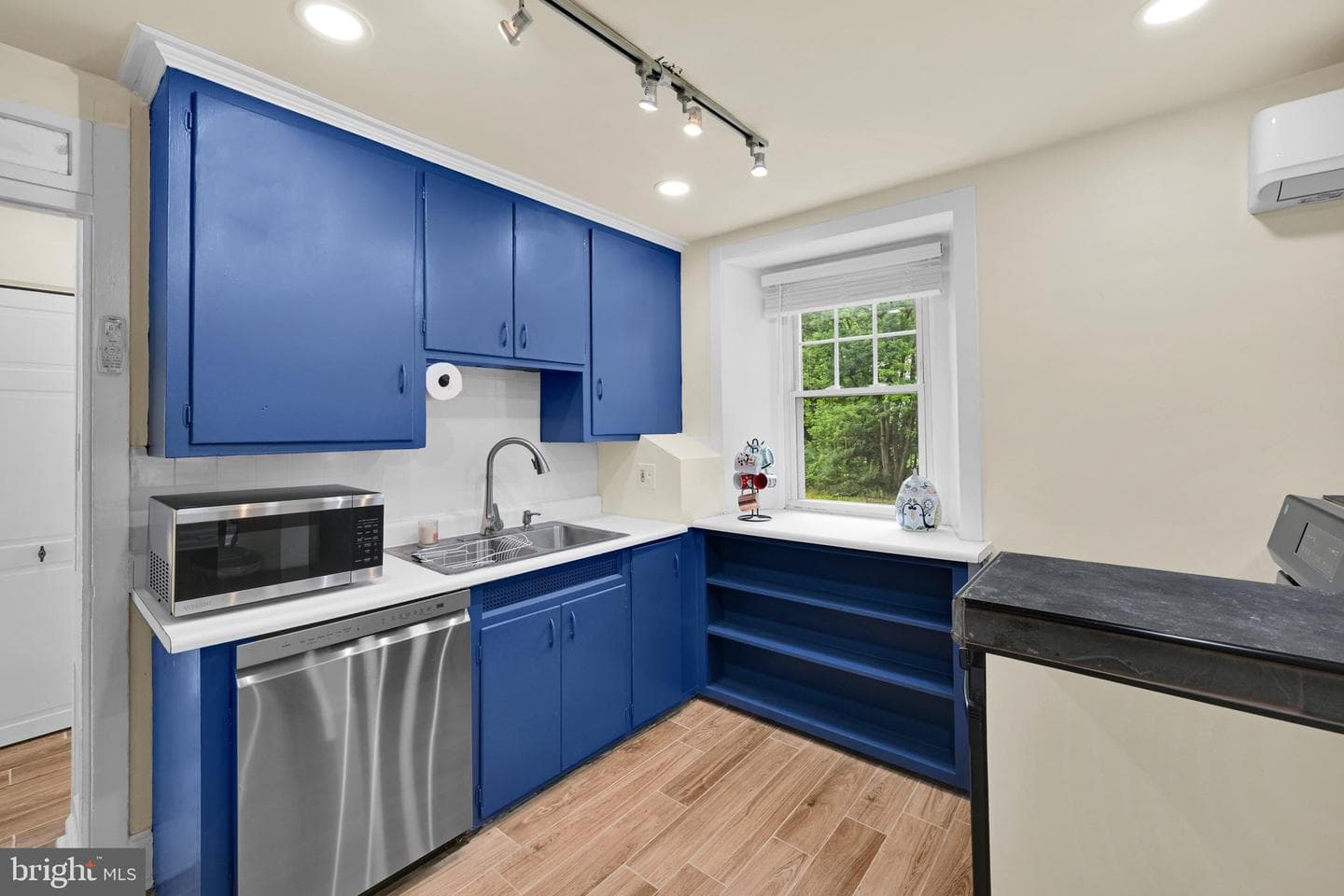 2694 Charlestown Road photo 12